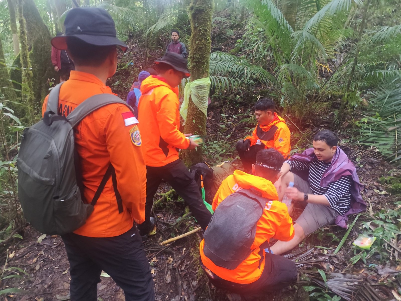 Tim SAR Palu Selamatkan Enam Pendaki yang Terjebak di Jalur Turun Nokilalaki