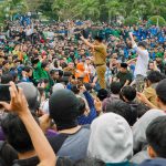 Dialog di Tengah Aksi, Sulteng Tegaskan Sikap soal Tambang dan Beasiswa