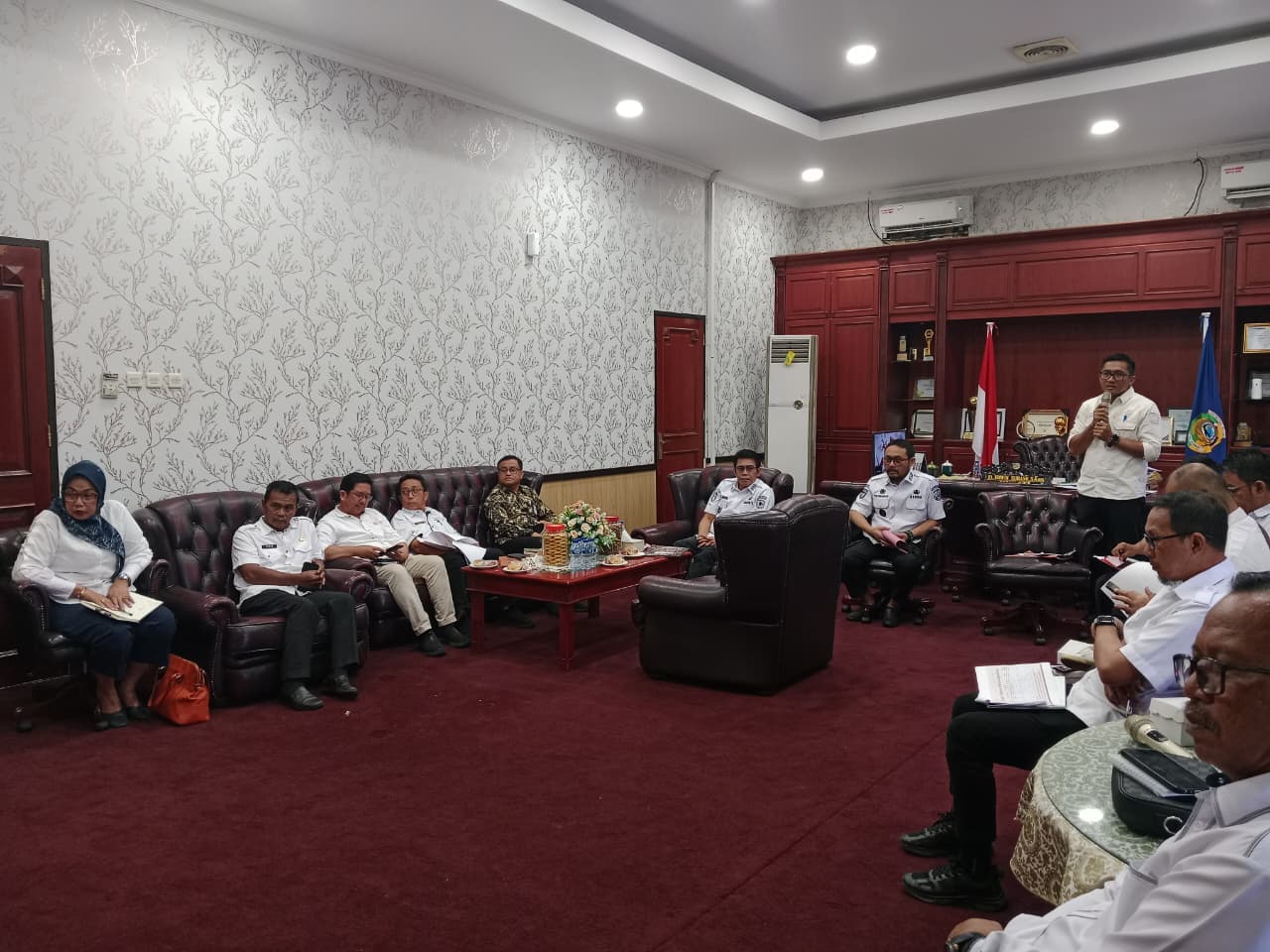 Bupati Parimo Teken Komitmen Strategi Sanitasi Daerah