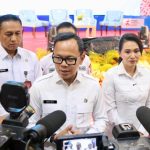 Wamendagri Ingatkan Ancaman Middle Income Trap, Ajak Daerah Bersinergi