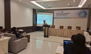 AJI Palu dan DSLNG Latih Jurnalis Banggai soal Keamanan Holistik