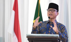 Mendes Yandri Ingatkan Ancaman Narkoba di Desa, Gandeng BKMT Jadi Benteng Moral Mendes Yandri Ingatkan Ancaman Narkoba di Desa, Gandeng BKMT Jadi Benteng Moral