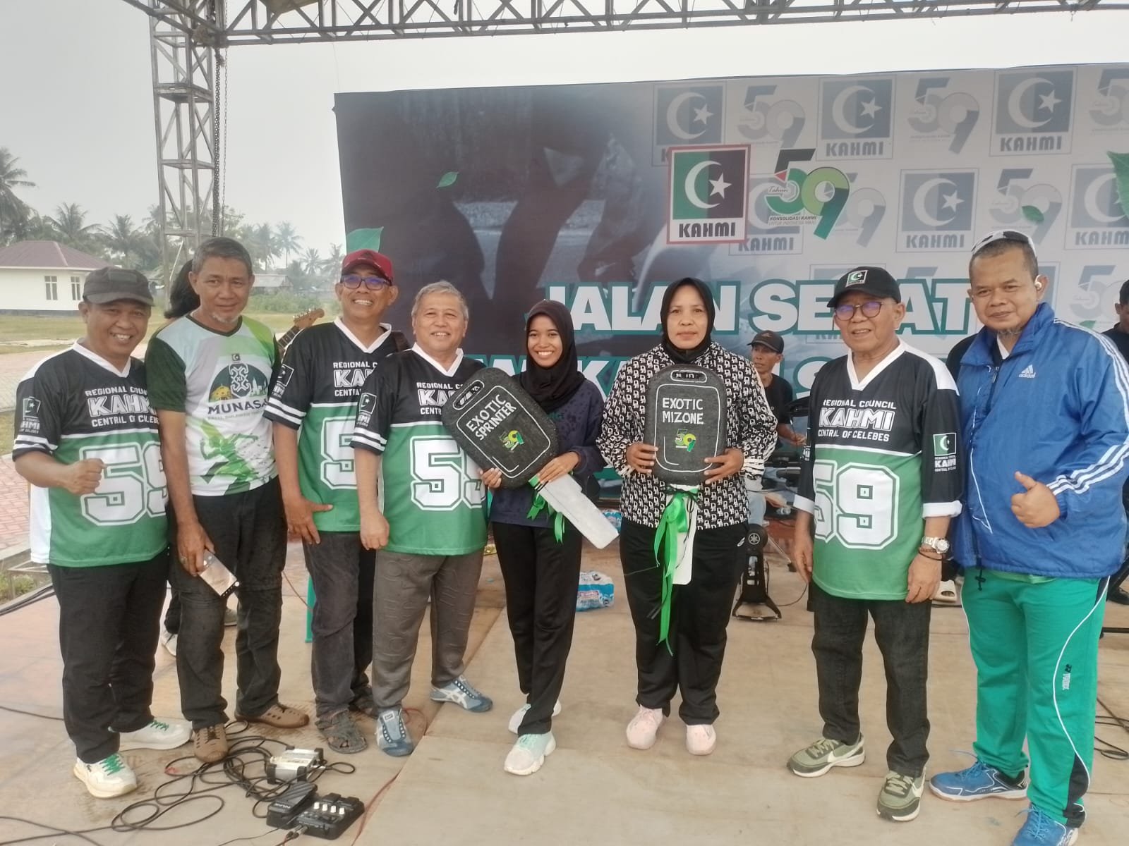Dua Warga Kalukubula Raih Hadiah Motor pada Milad ke-59 KAHMI