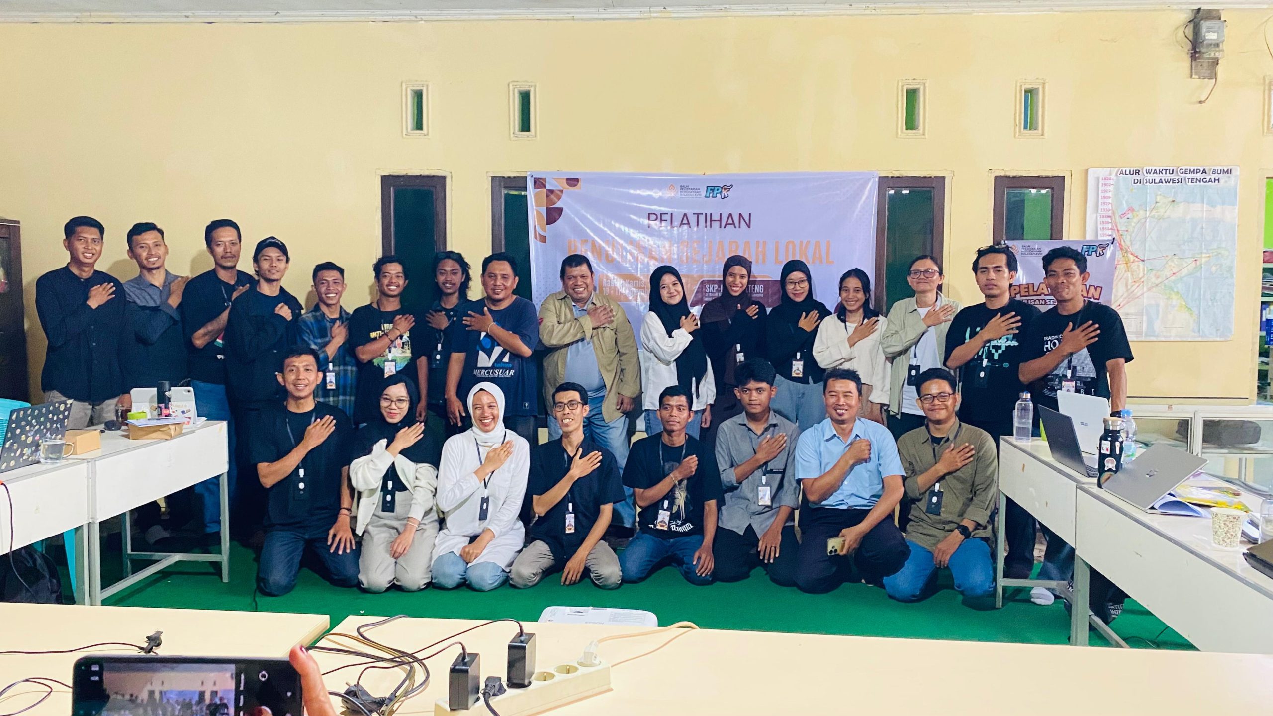 Sejarah Lokal Terancam Hilang, Penulis Diminta Berani Mulai dari Topik Kecil Sejarah Lokal Terancam Hilang, Penulis Diminta Berani Mulai dari Topik Kecil