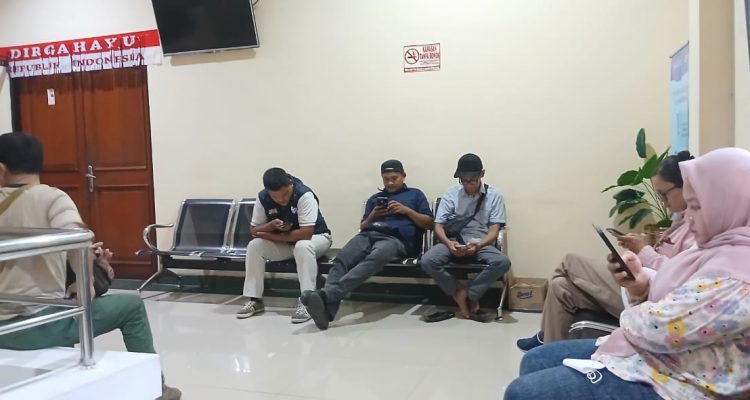 Wabup Parimo Tutup Akses Liputan Rapat Soal Tambang Ilegal