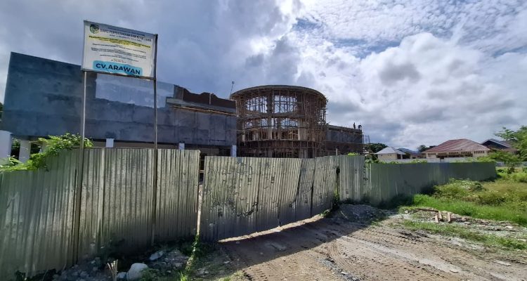 Deviasi 5 Persen, Kontraktor Proyek Perpustakaan Parimo Dapat Teguran