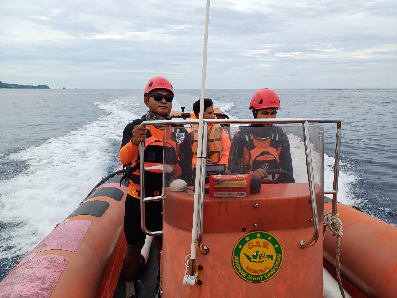 Nelayan Dilaporkan Jatuh ke Laut di Perairan Pulau Bone Uliuno Nelayan Dilaporkan Jatuh ke Laut di Perairan Pulau Bone Uliuno