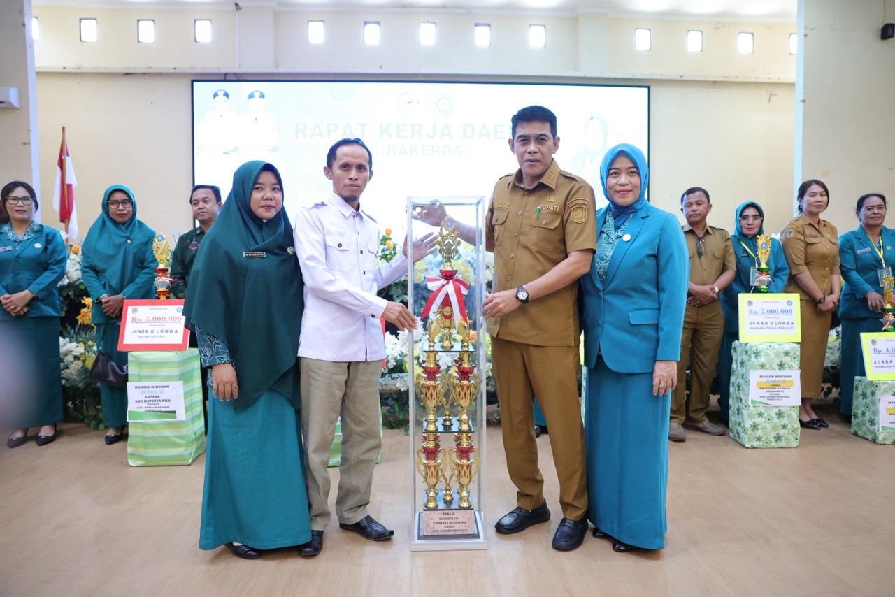 Erwin Burase: PKK Harus Jadi Motor Perubahan Pembangunan Keluarga dan Desa