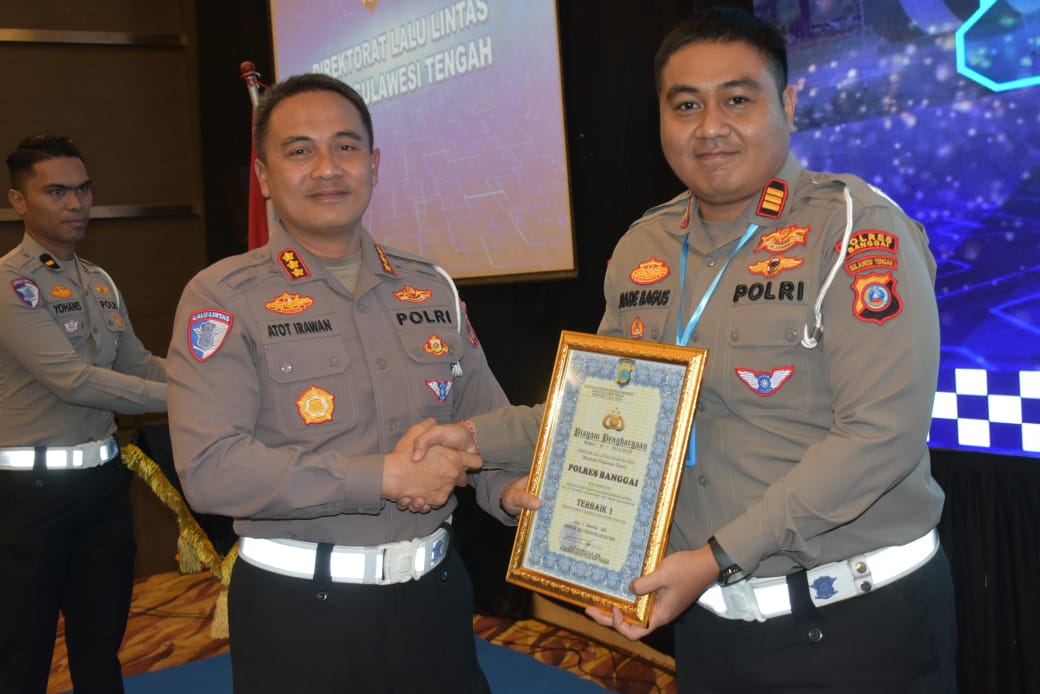 Berkat Layanan Berbasis Digital, Satlantas Polres Banggai Raih Penghargaan