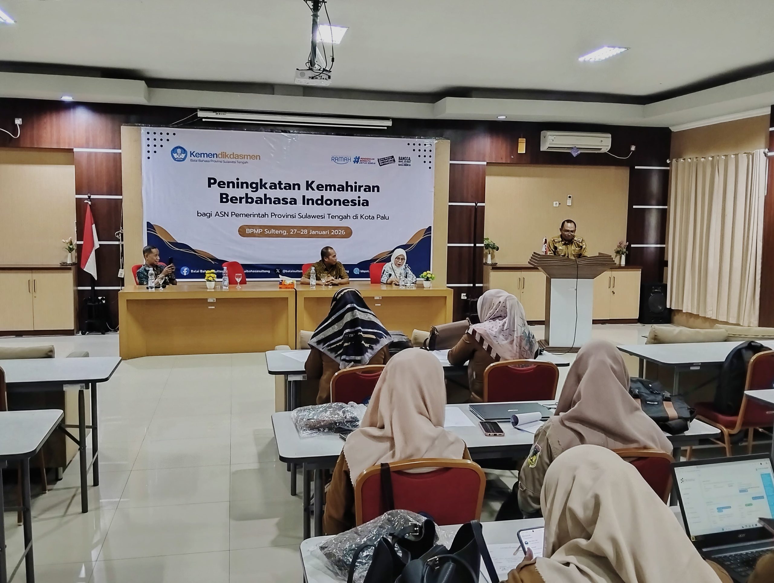 Pemprov Sulteng Perkuat Kompetensi Bahasa ASN untuk Dukung Tata Kelola Pemerintahan