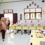 Wagub Gorontalo Pastikan MBG Tepat Sasaran di Sekolah Baru Batudaa Pantai