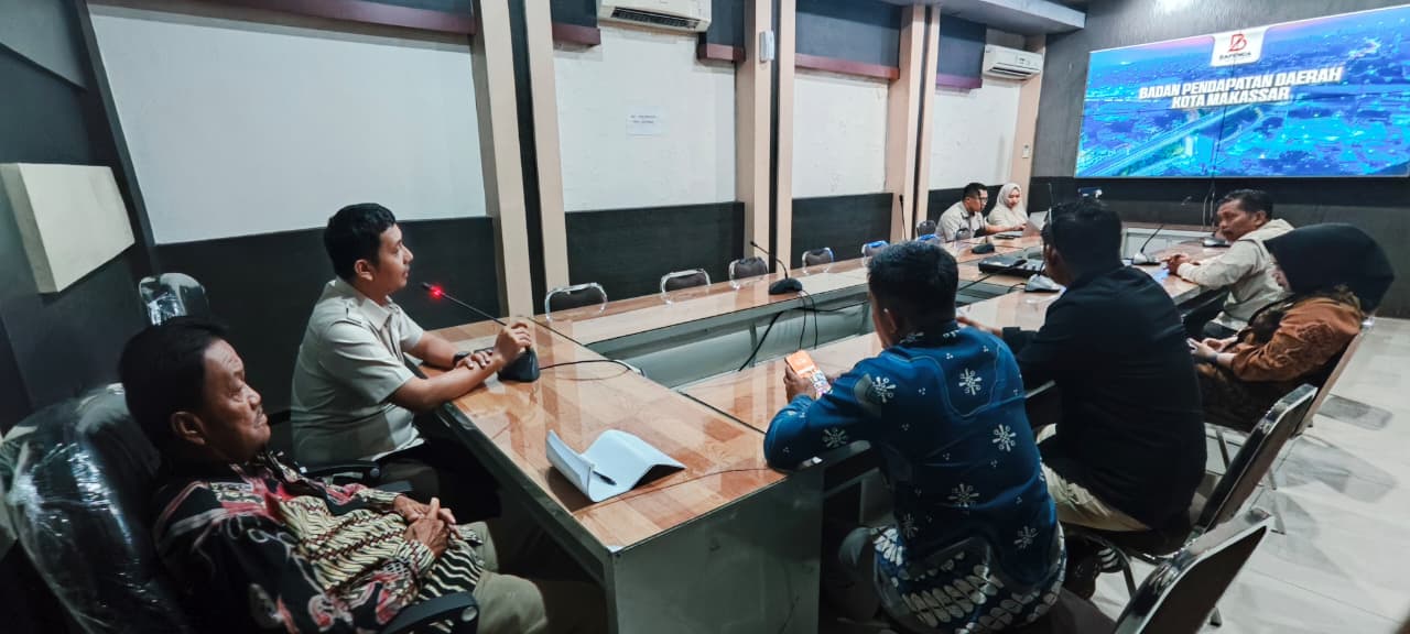 DPRD Parimo Dalami Sistem Pengelolaan Pajak Reklame di Kota Makassar