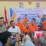 Basarnas Lanjutkan Evakuasi, Enam Korban Kecelakaan Pesawat Belum Terangkat