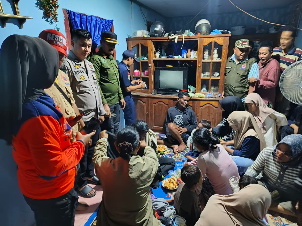 Nelayan Buol Selamatkan 15 Warga Filipina yang Terombang-ambing di Laut