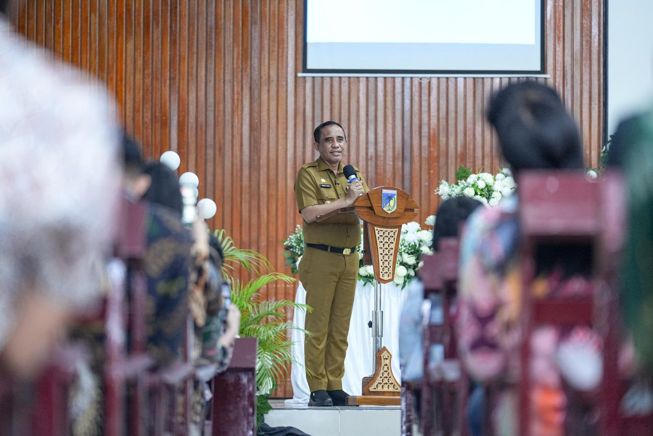 Buka Retret ASN Nasrani, Gubernur Sulteng Tekankan Integritas dan Kesadaran Moral