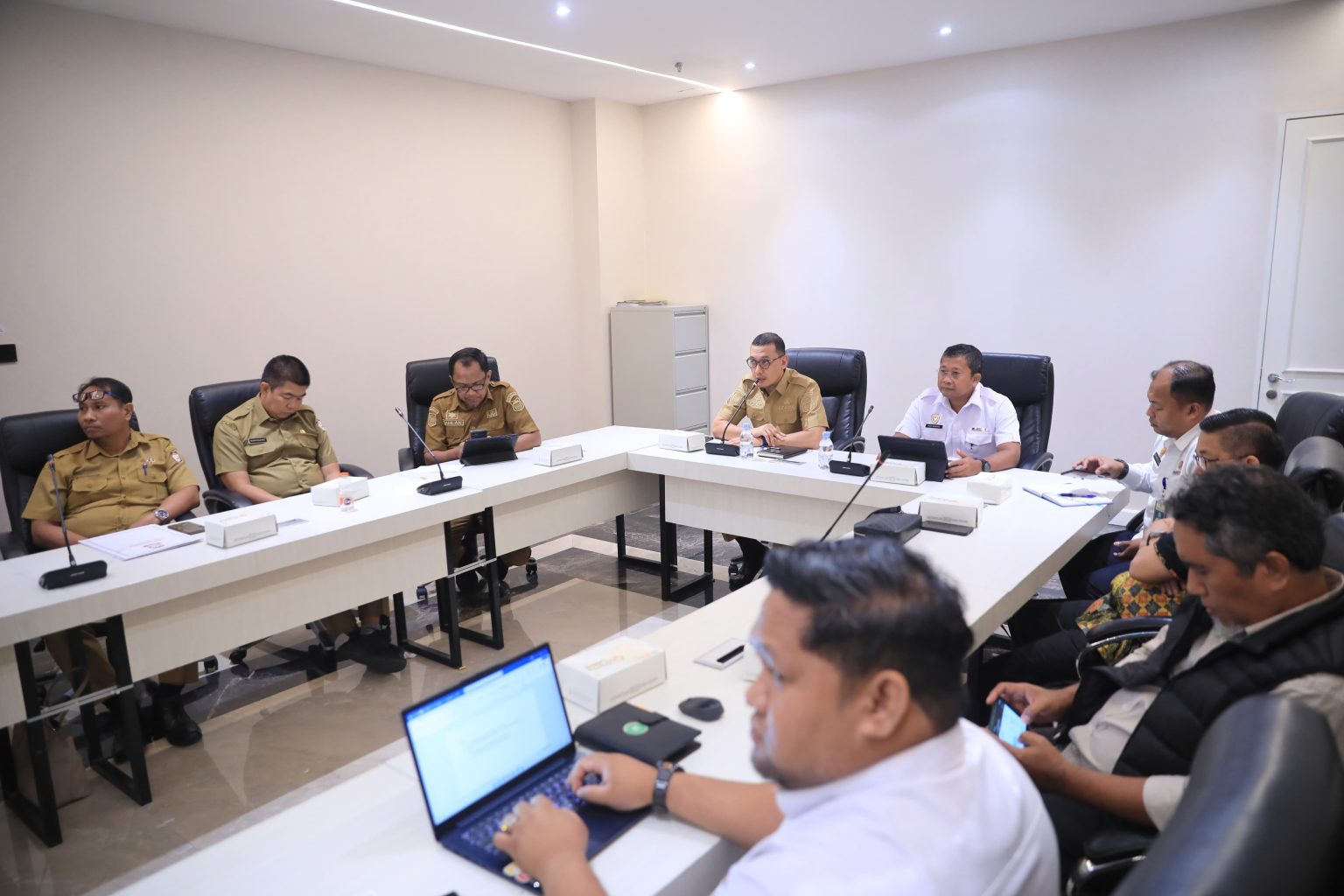 Sekda Makassar Dorong Kepastian Hibah Aset demi Percepatan Pembangunan Stadion Untia