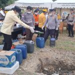 Cegah Kriminalitas, Polres Parimo Musnahkan Ratusan Liter Miras