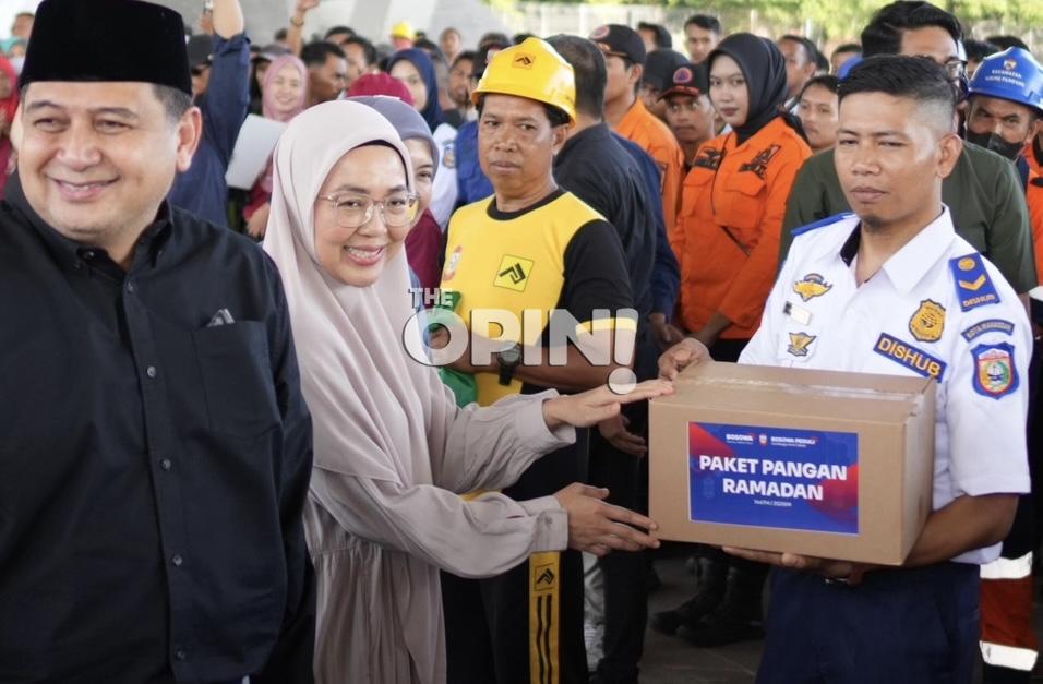 7.100 Petugas Layanan Publik Terima Paket Lebaran dari Pemkot Makassar