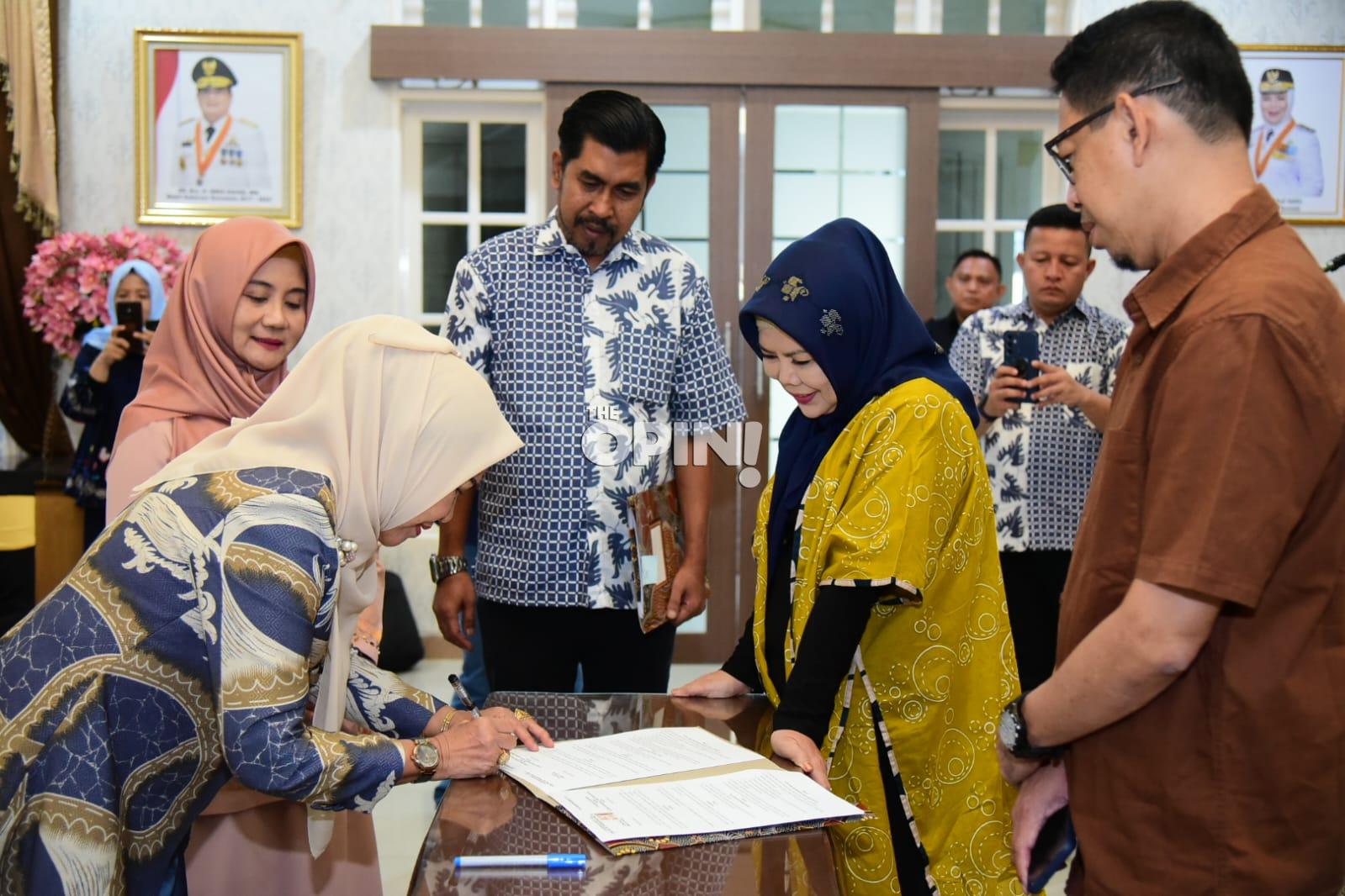 Pemprov Gorontalo Salurkan Hibah Rp750 Juta untuk Tiga Organisasi Perempuan