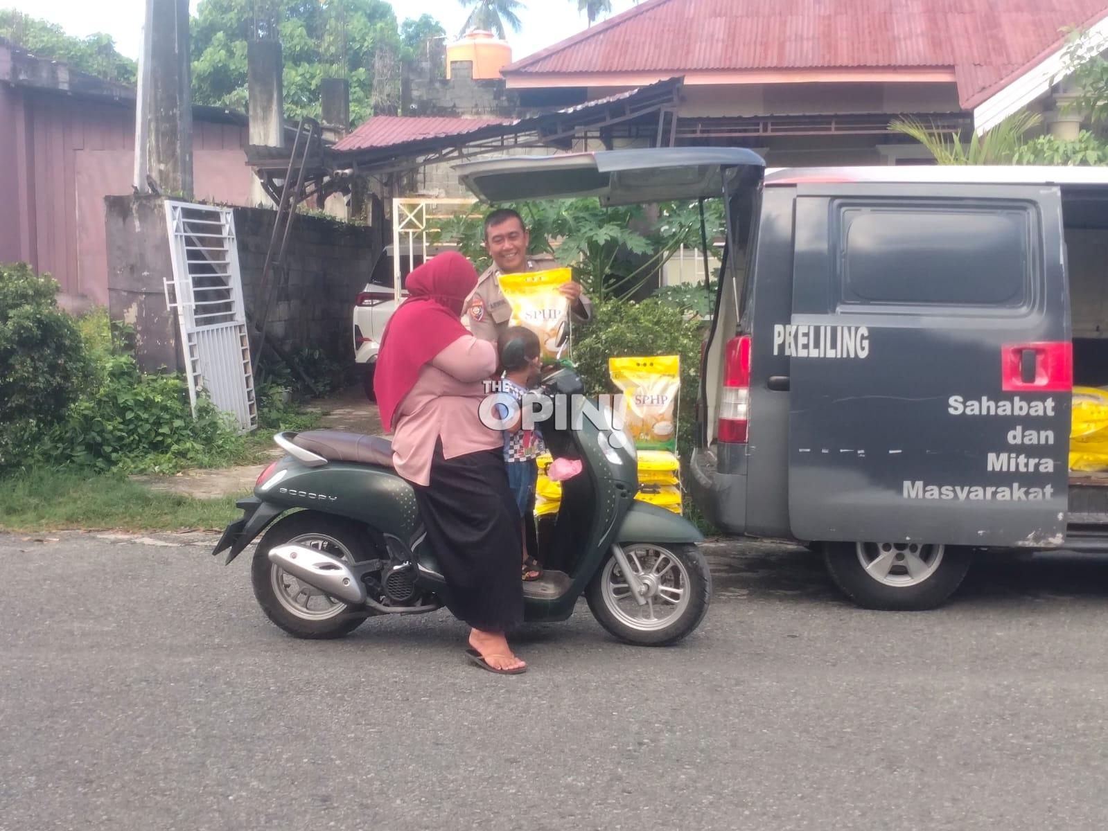 500 Kg Beras Gerakan Pangan Murah Polres Parimo Habis Terjual di Kampal