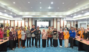 Pemprov Sulteng Siapkan Program “Gubernur Menyapa” dan CKG di 12 Daerah Pemprov Sulteng Siapkan Program “Gubernur Menyapa” dan CKG di 12 Daerah
