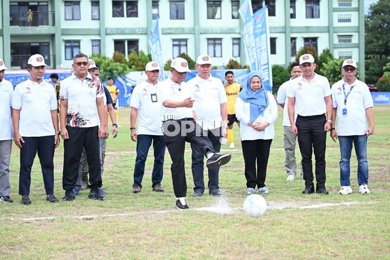 Pembinaan Sepak Bola Diperkuat, Gubernur Sulteng Resmi Buka Liga 4 2026