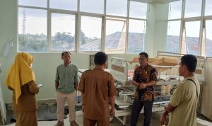 DPRD Parimo Temukan Tempat Tidur Pasien Menumpuk di Tangga Darurat RSUD Anuntaloko DPRD Parimo Temukan Tempat Tidur Pasien Menumpuk di Tangga Darurat RSUD Anuntaloko