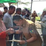 Wali Kota Palu Serahkan 180 Sertifikat Huntap Balaroa