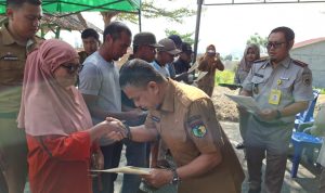 Wali Kota Palu Serahkan 180 Sertifikat Huntap Balaroa