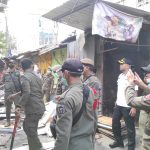 Pemkot Makassar Tertibkan Lapak PKL yang Ganggu Akses Puskesmas Tabaringan