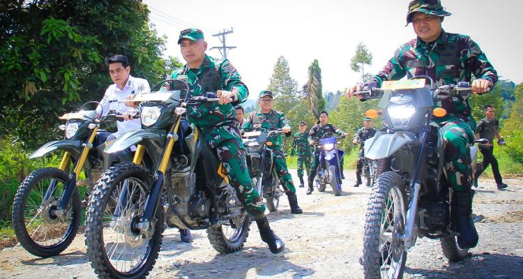 Jalan TMMD di Sausu Rampung, Bupati Parimo Tinjau Hasil Pembangunan