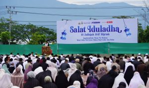 Polda Sulteng Gelar Salat Iduladha Bersama Masyarakat, Khatib Tekankan Nilai Kesalehan Sosial