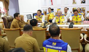 Dukung Konektivitas Ekonomi, Parimo Terima Alokasi IJD Rp19,5 Miliar Dukung Konektivitas Ekonomi, Parimo Terima Alokasi IJD Rp19,5 Miliar