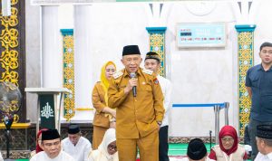 Wabup Banggai Minta Jamaah Haji Jadi Teladan di Tengah Masyarakat Wabup Banggai Minta Jamaah Haji Jadi Teladan di Tengah Masyarakat