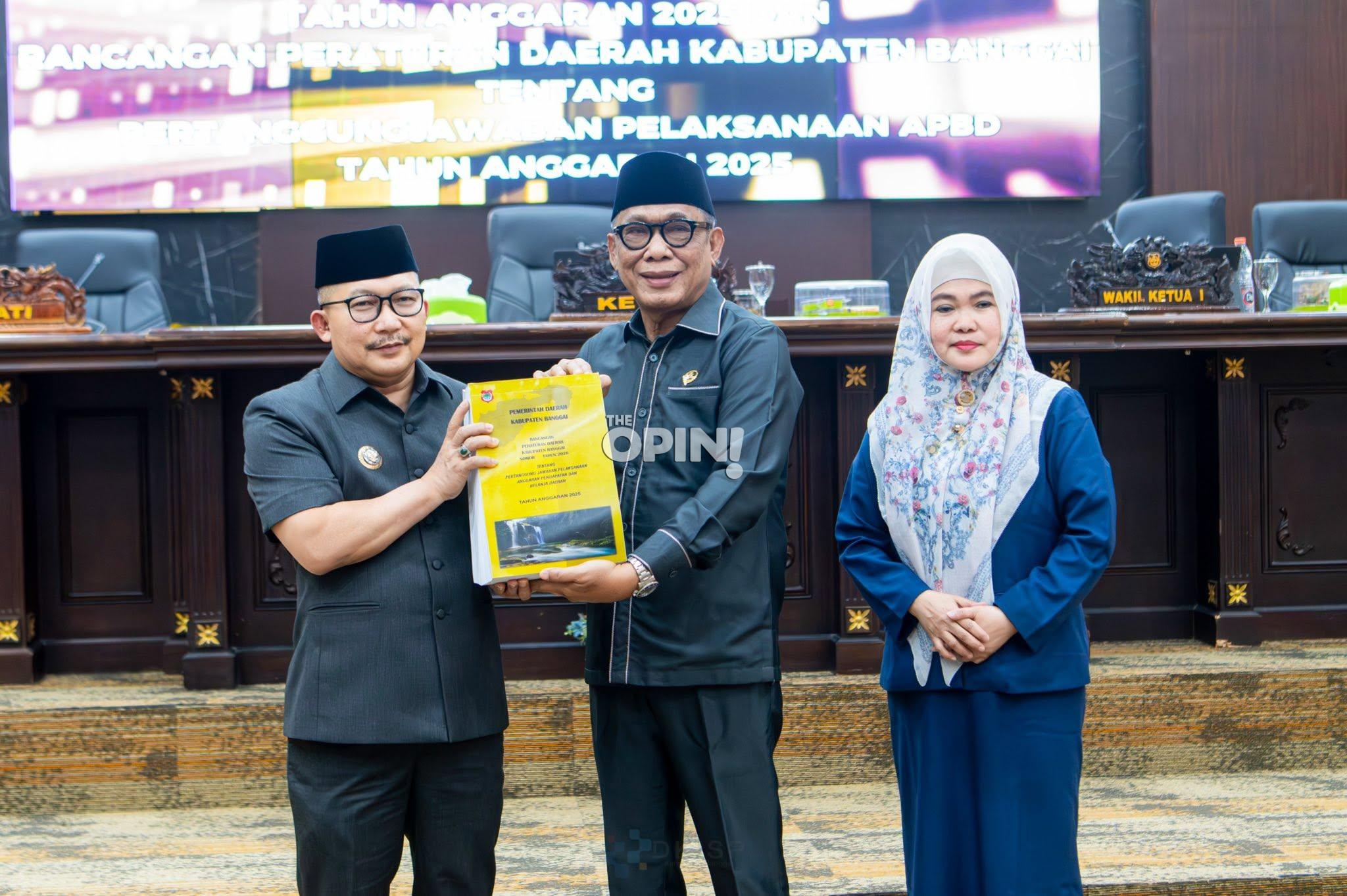 DPRD Banggai Banggai Setujui Pertanggungjawaban Pelaksanaan APBD 2025