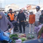 Pantau Kebersihan Kota, Hadianto Tegur Pedagang yang Berjualan di Bahu Jalan
