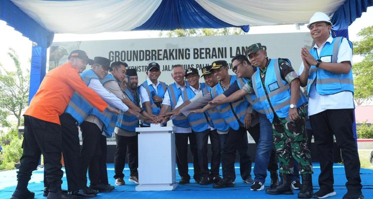 Gubernur Anwar Minta Warga Awasi Proyek Infrastruktur Rp604,8 Miliar di Sulteng