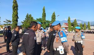 Belasan Personel Polda Sulteng Terjaring Razia Disiplin, Langgar Administrasi dan Penampilan Belasan Personel Polda Sulteng Terjaring Razia Disiplin, Langgar Administrasi dan Penampilan