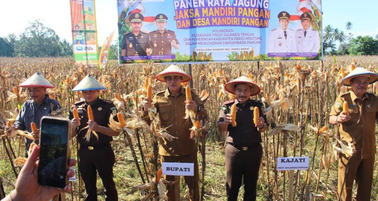 Bupati Erwin Dorong BUMDes dan Koperasi Desa Perkuat Ekonomi Petani