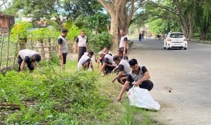 Hari Bhayangkara ke-80, Polres Parimo Perkuat Kedekatan dengan Warga Lewat Aksi Bersih Pasar Hari Bhayangkara ke-80, Polres Parimo Perkuat Kedekatan dengan Warga Lewat Aksi Bersih Pasar