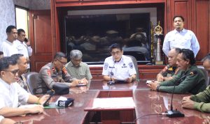 Bupati Erwin Setop Sementara Aktivitas Tambang yang Dikeluhkan Warga Air Panas