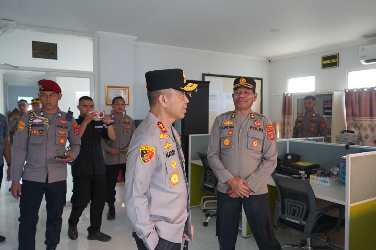 Kapolda Sulteng Sidak SPKT, Tekankan Pelayanan Cepat dan Humanis