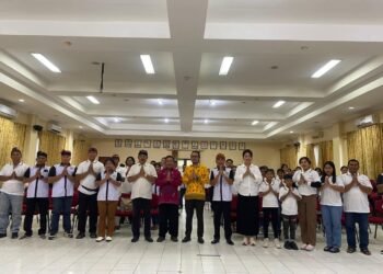 Pemda Parimo Lepas Kontingen Utsawa Dharma Gita XVI Tingkat Provinsi Sulteng