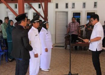 Bupati Erwin Dorong Desa di Parimo Kedepankan Mediasi dalam Penyelesaian Konflik