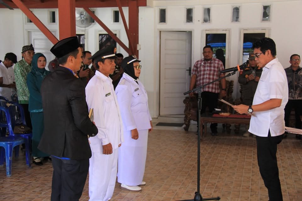 Bupati Erwin Dorong Desa di Parimo Kedepankan Mediasi dalam Penyelesaian Konflik