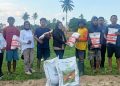 Dukung Ketahanan Pangan, Selpina Basrin Salurkan Bibit Jagung untuk Petani Lobu Mandiri