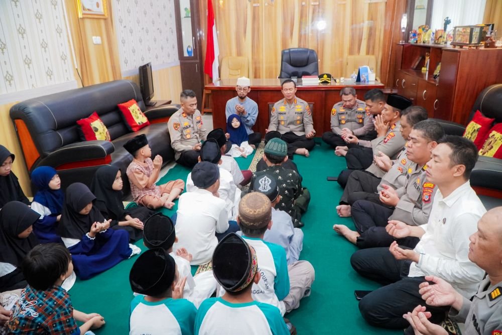 Kapolresta Banggai Santuni 25 Anak Yatim, Perkuat Kepedulian Sosial