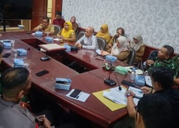 TNI dan Polri Bertukar Tugas pada Upacara HUT ke-81 RI di Parimo