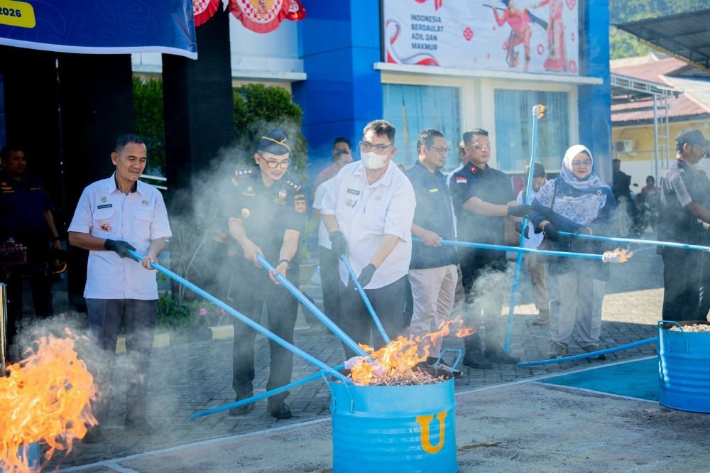 398 Ribu Rokok Ilegal Dimusnahkan, Potensi Kerugian Negara Capai Rp323,5 Juta