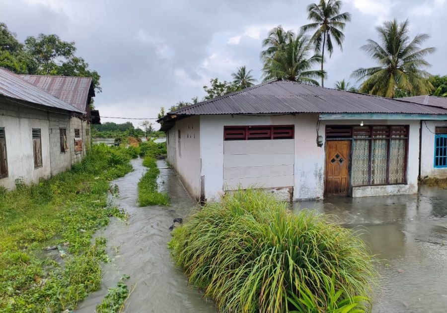 Puluhan Rumah dan Fasilitas Umum Tiga Desa di Parimo Terdampak Banjir
